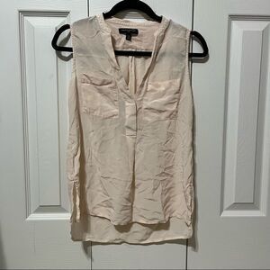 Banana republic silk tank XS women’s light pink slightly sheer extra small EUC